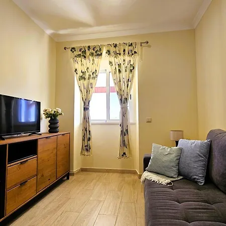 Tree House, With Ac, Wifi, Terrace, Privacy, Great View * Nave das Mealhas