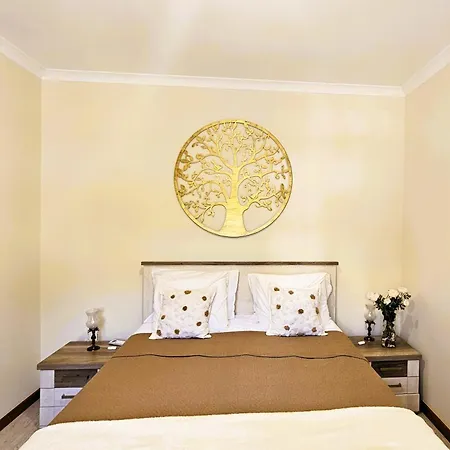 Tree House, With Ac, Wifi, Terrace, Privacy, Great View Nave das Mealhas